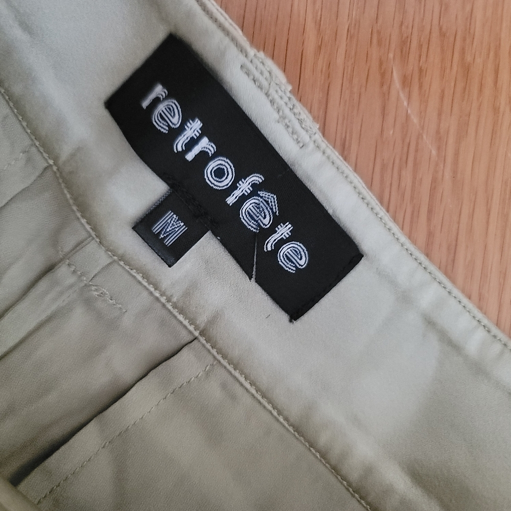 Retrofete Rocky Silk Pant in Sage Green Women’s Size Small Pleated High-Rise - Picture 9 of 9